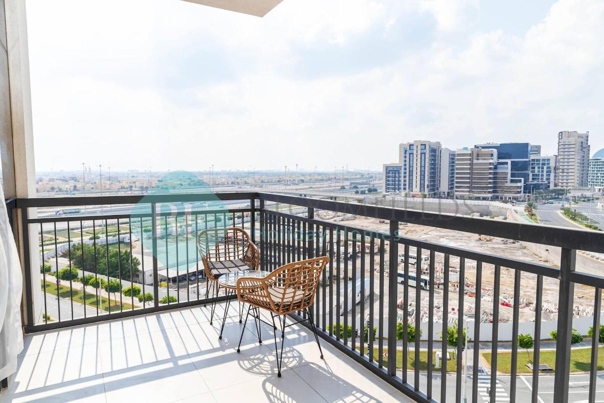 Bloomfields Spacious Stu In Raha The View Apartment Abu Dhabi